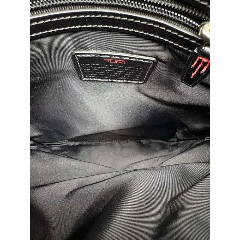 Tumi Nylon‎ Leather Trim Flat Messenger Crossbody Bag Black 24105D Unisex